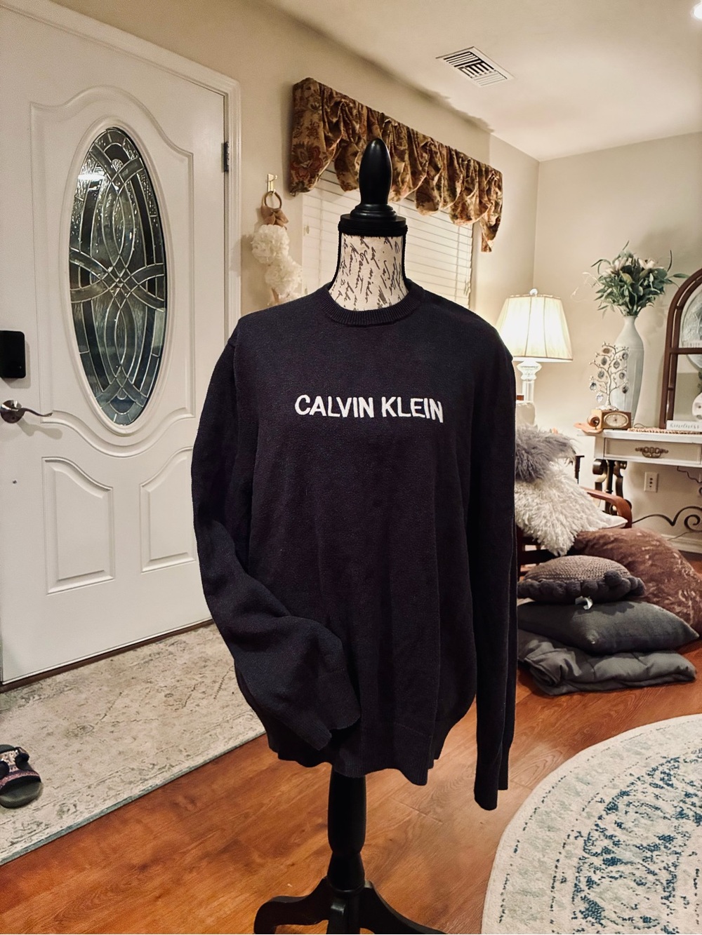 Calvin Klein Men's Charcoal gray Logo Crewneck Sweater